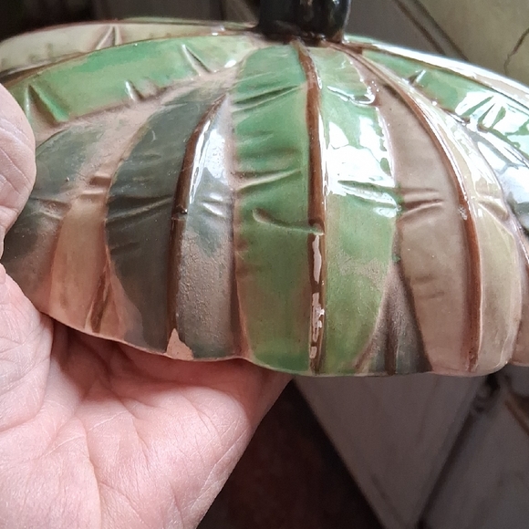 Tropical Elephant Food Storage Jar With  2 Monkrys Sitting On Lid. - Picture 5 of 5